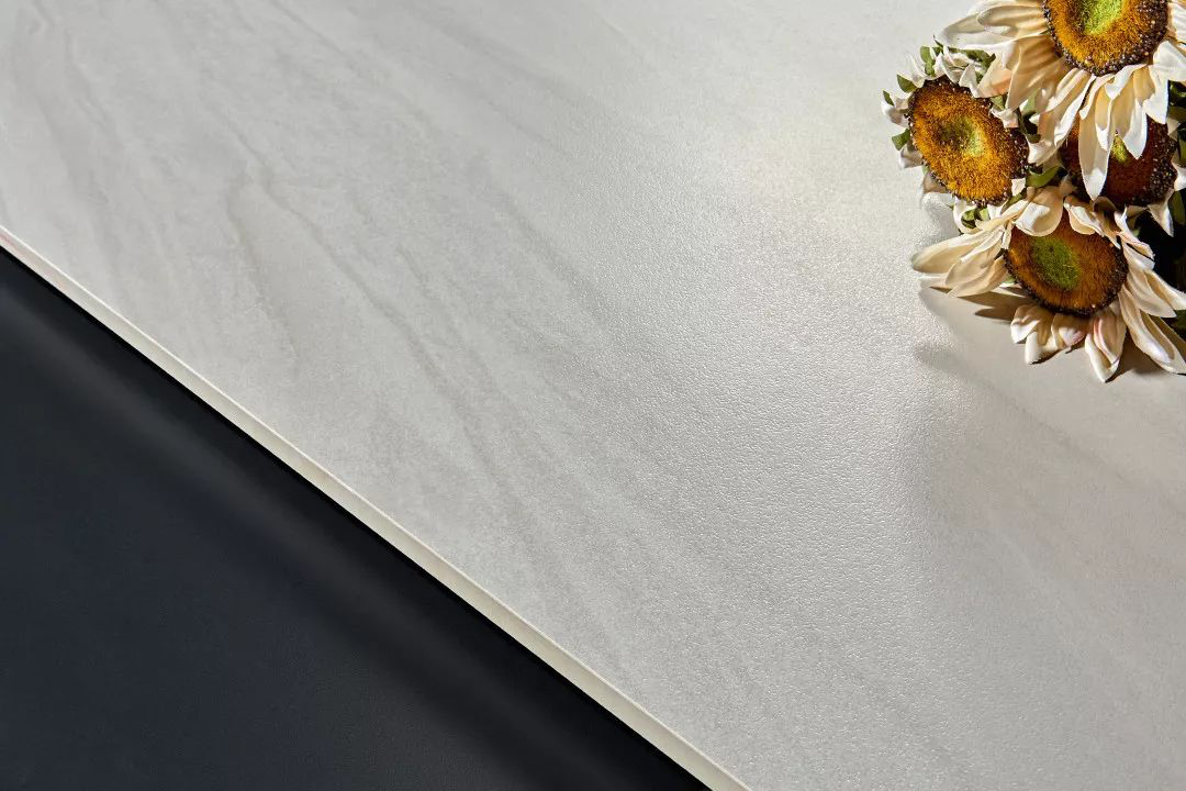 大嘴蛙陶瓷教您了解通体大理石瓷砖